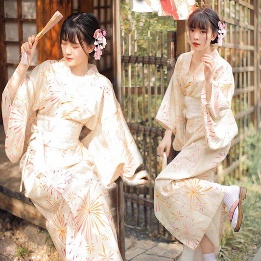 Kimono Femme Japonais en Satin de Luxe