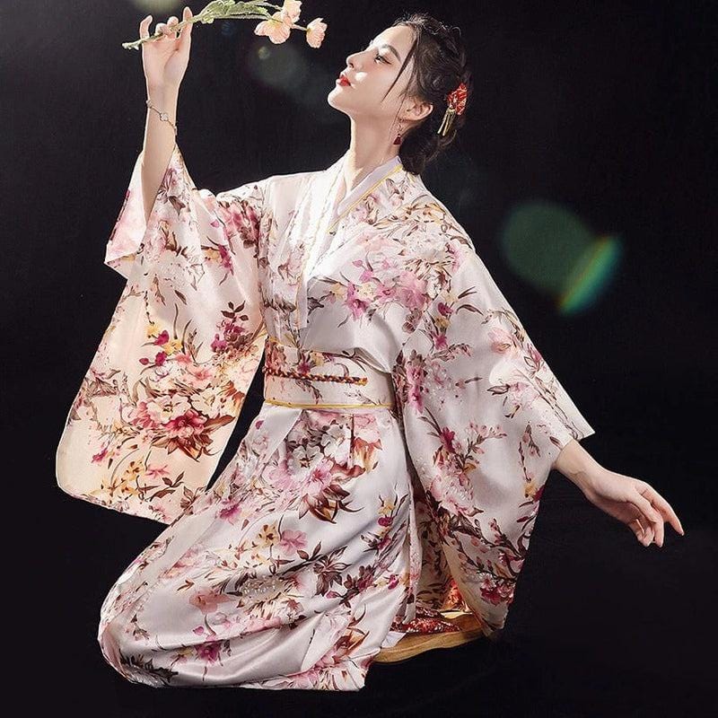 White Japanese Kimono - Traditional Elegance