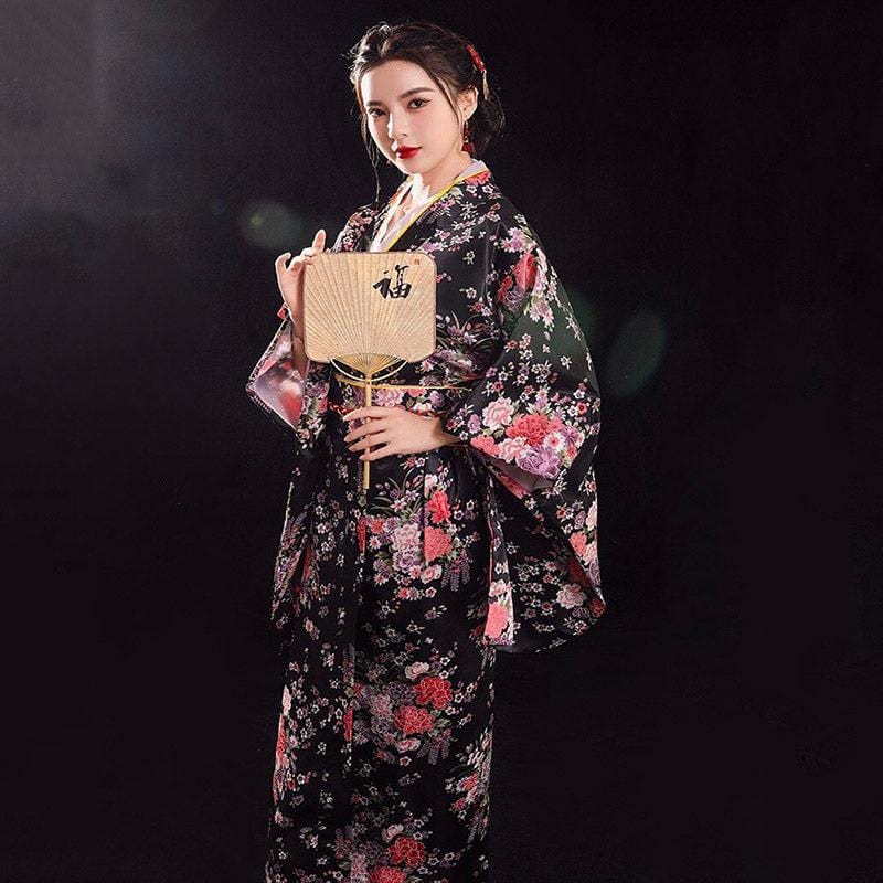 Kimono Japonais Femme Noir - Élégance Intemporelle