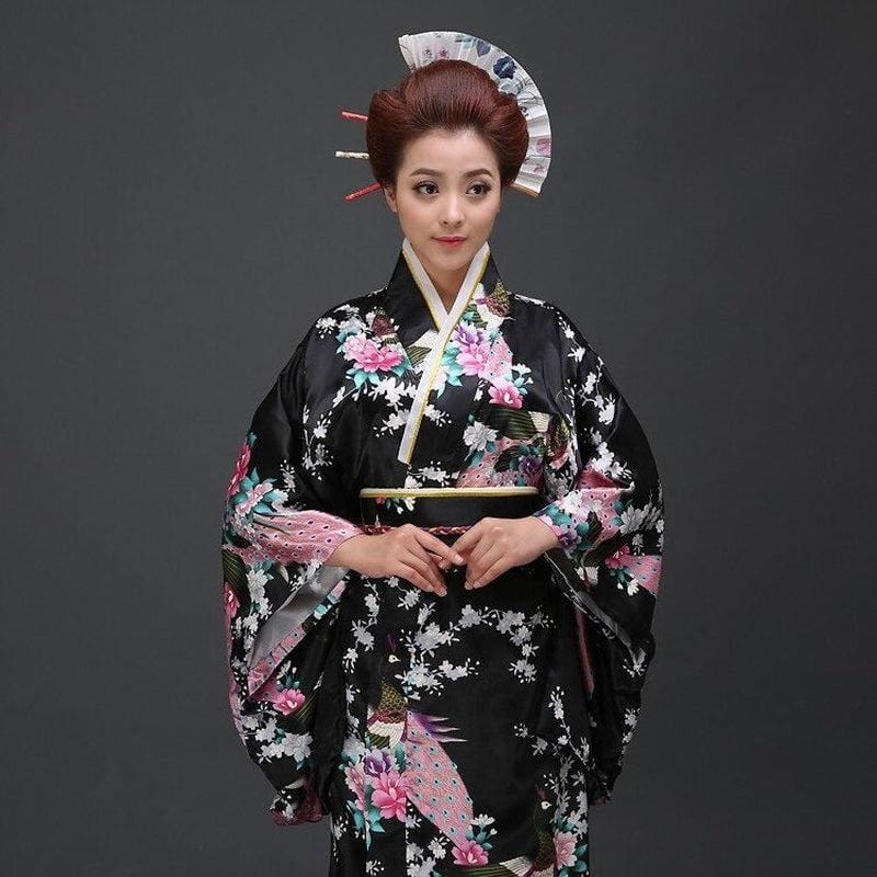 Kimono Japonais Femme Traditionnel Noir - Élégance Intemporelle