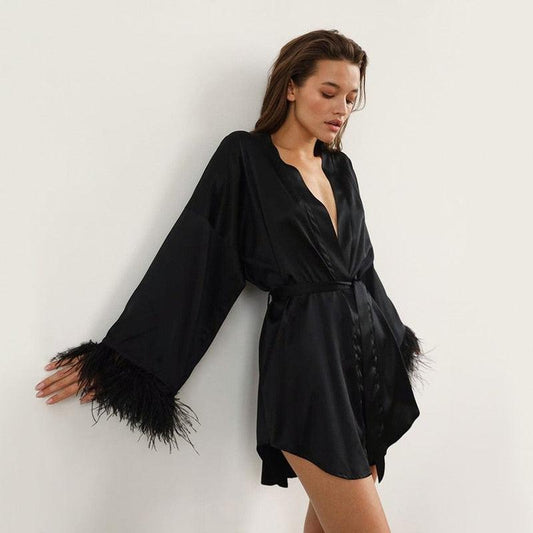 Kimono Noir Mi Long - Élégance Intemporelle