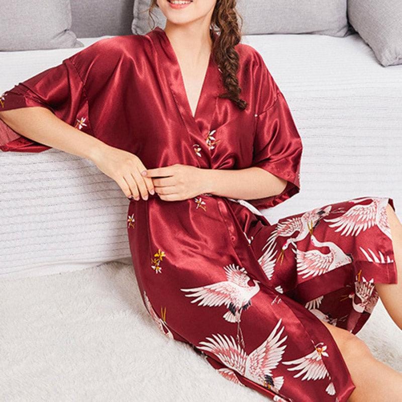 Robe Kimono Rouge Longueur Intemporelle